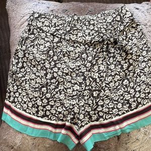 NWOT Maeve x Anthropologie Scarf Shorts size Small